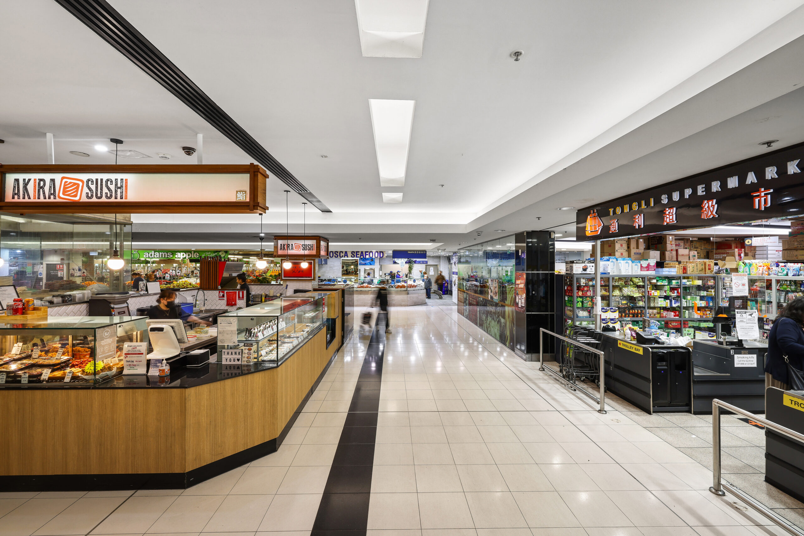 Tosca Akira Tongli (1)